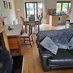 Apartment Near The River Shannon Rooskey