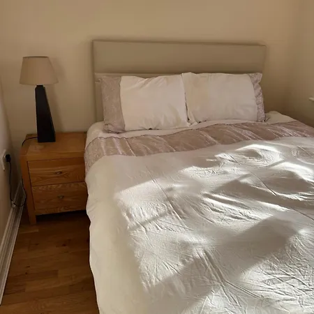 Apartamento Near The River Shannon Rooskey