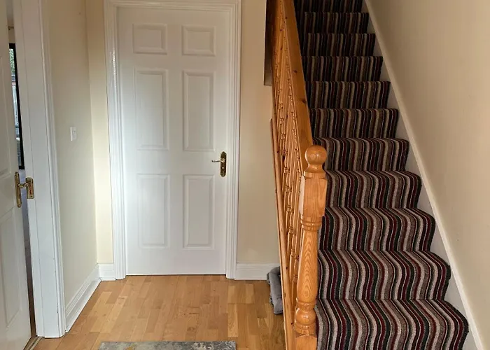 Near The River Shannon Apartamento Rooskey