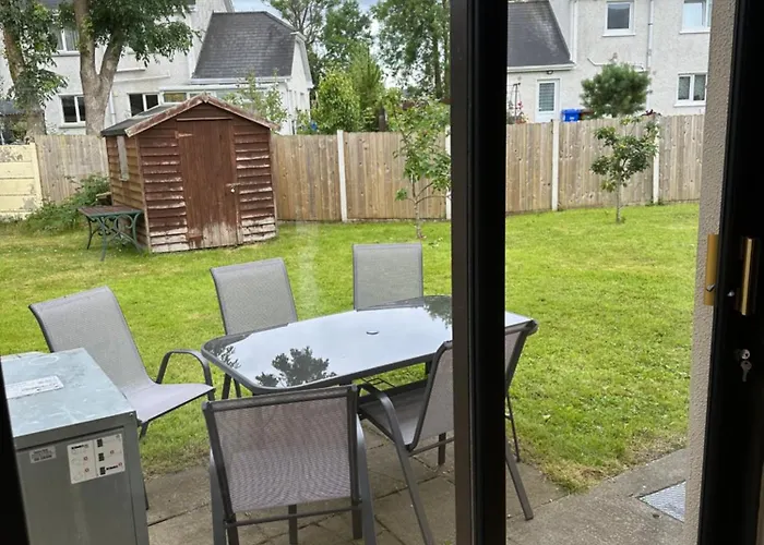 Near The River Shannon Apartamento